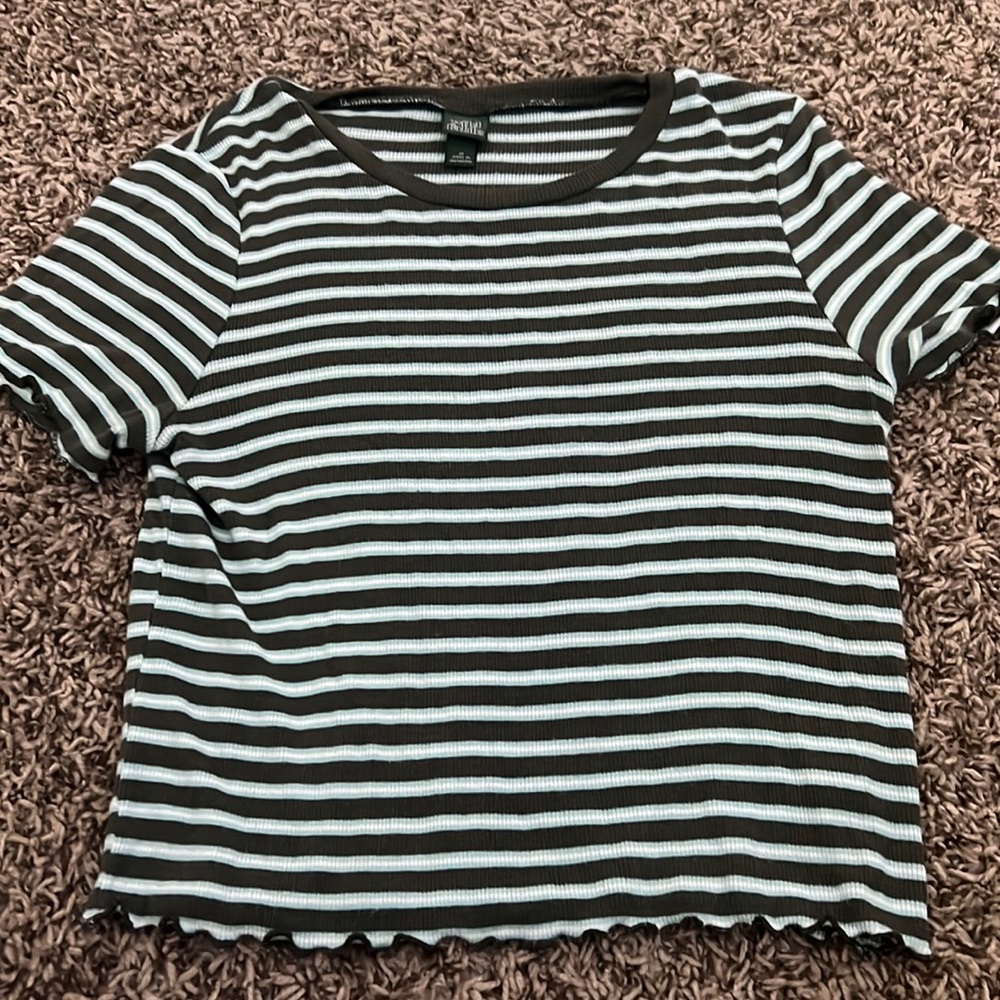Cropped T
